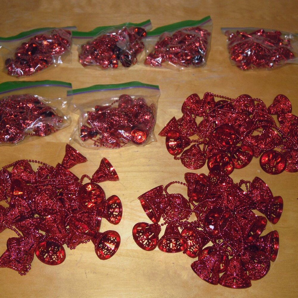 9 String Lot Vintage Metallic Red Plastic Beaded Christmas Garland Bells Musical